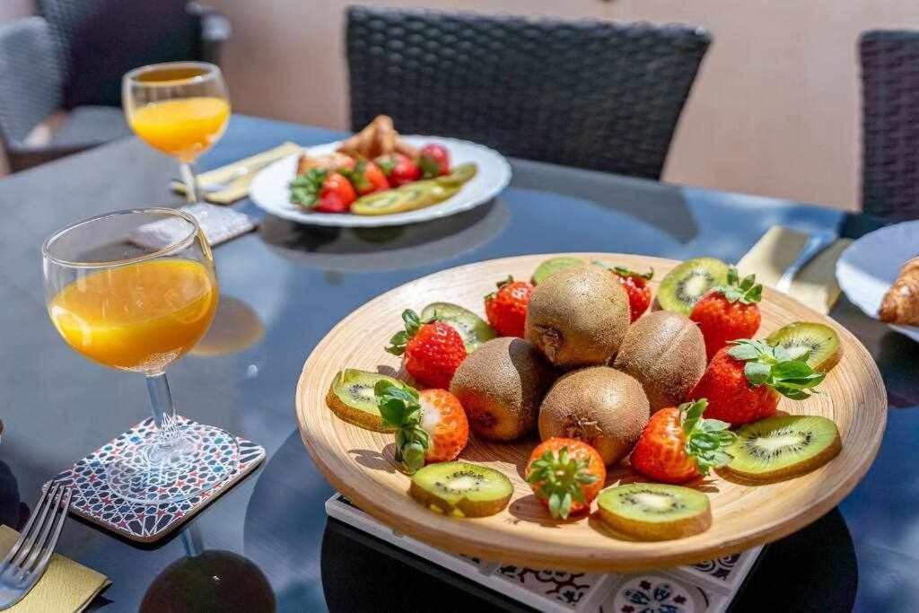 797 Hr - Pueblo Evita- Andalusian Apartment With Terrace. 贝纳尔马德纳 外观 照片