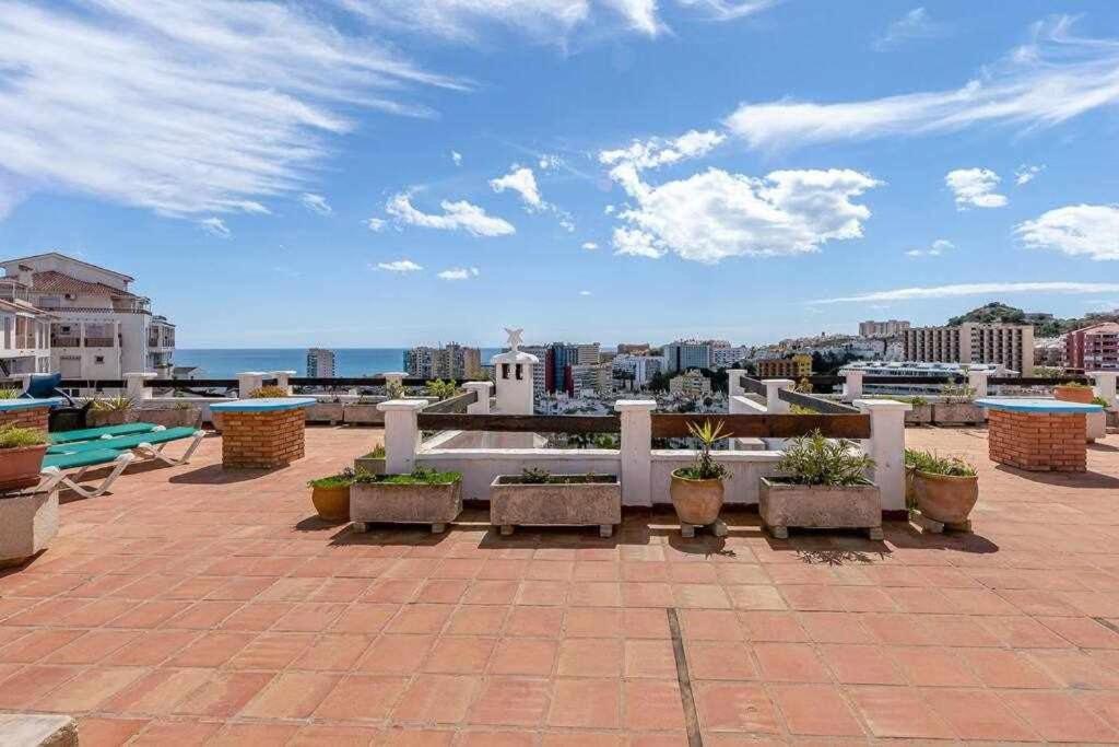 797 Hr - Pueblo Evita- Andalusian Apartment With Terrace. 贝纳尔马德纳 外观 照片